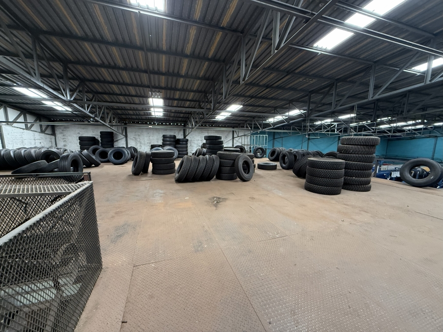 Commercial Property for Sale in Killarney Gardens Western Cape